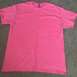 Large Men's Gildan Tee - Pink